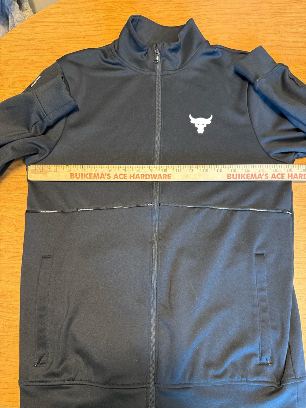Project Rock Jacket - Picture 3 of 4